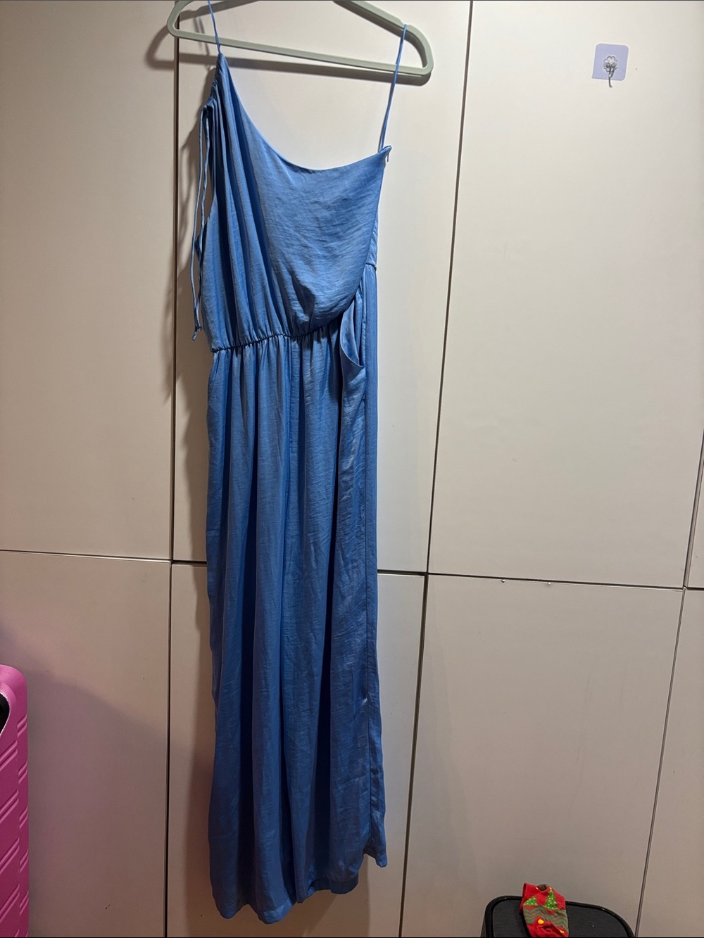 Light Blue One-Shoulder Jumpsuit Steve Madden Size Medium with Pockets NWOT